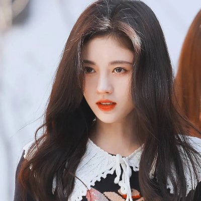 翘楚